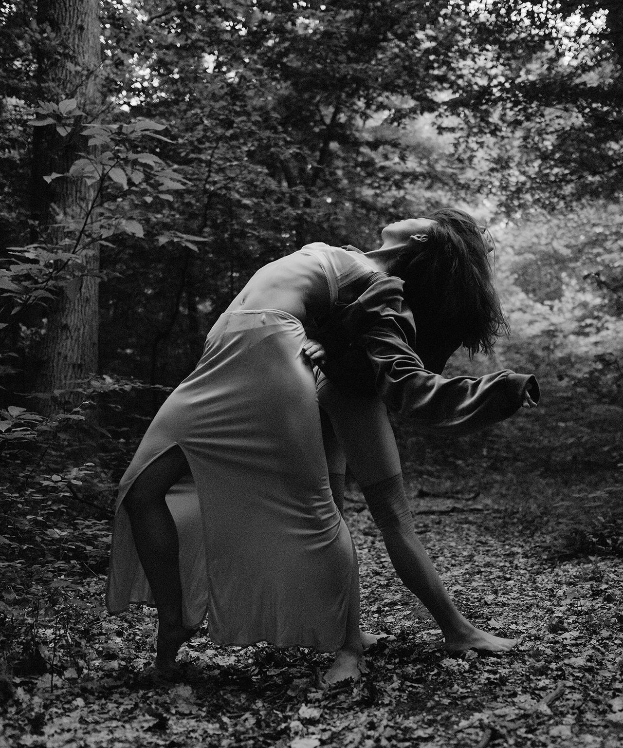 Willand Joan Dancing in the Wood Metalmagazine 18.jpg