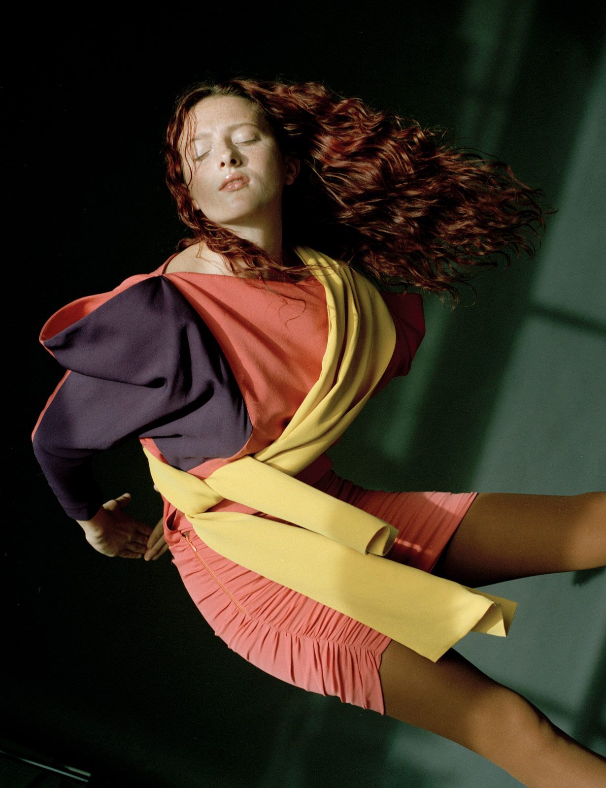 Jade Mainade Metalmagazine 11.jpg