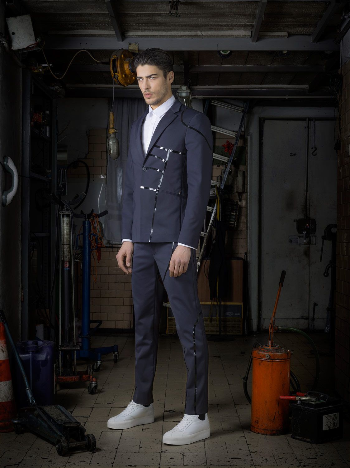 Dirk Bikkembergs Lee Wood Metalmagazine 12.jpg