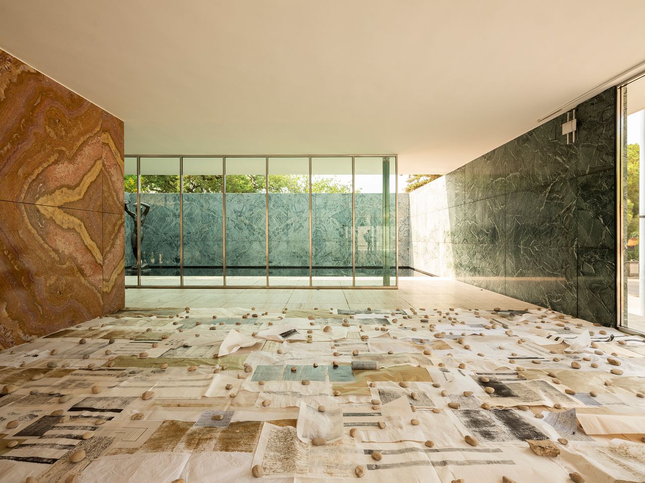 Inviting-Life,-de-Stella-Rahola-Matutes-i-Roger-Paez_Foto-d_Aleix-Plademunt_8.jpg