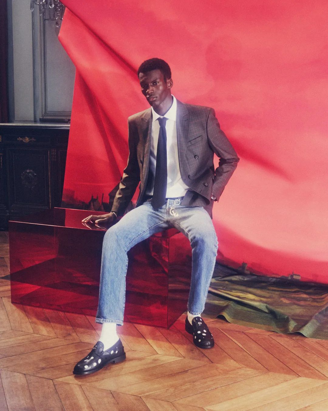 metal-christian-louboutin-17.webp
