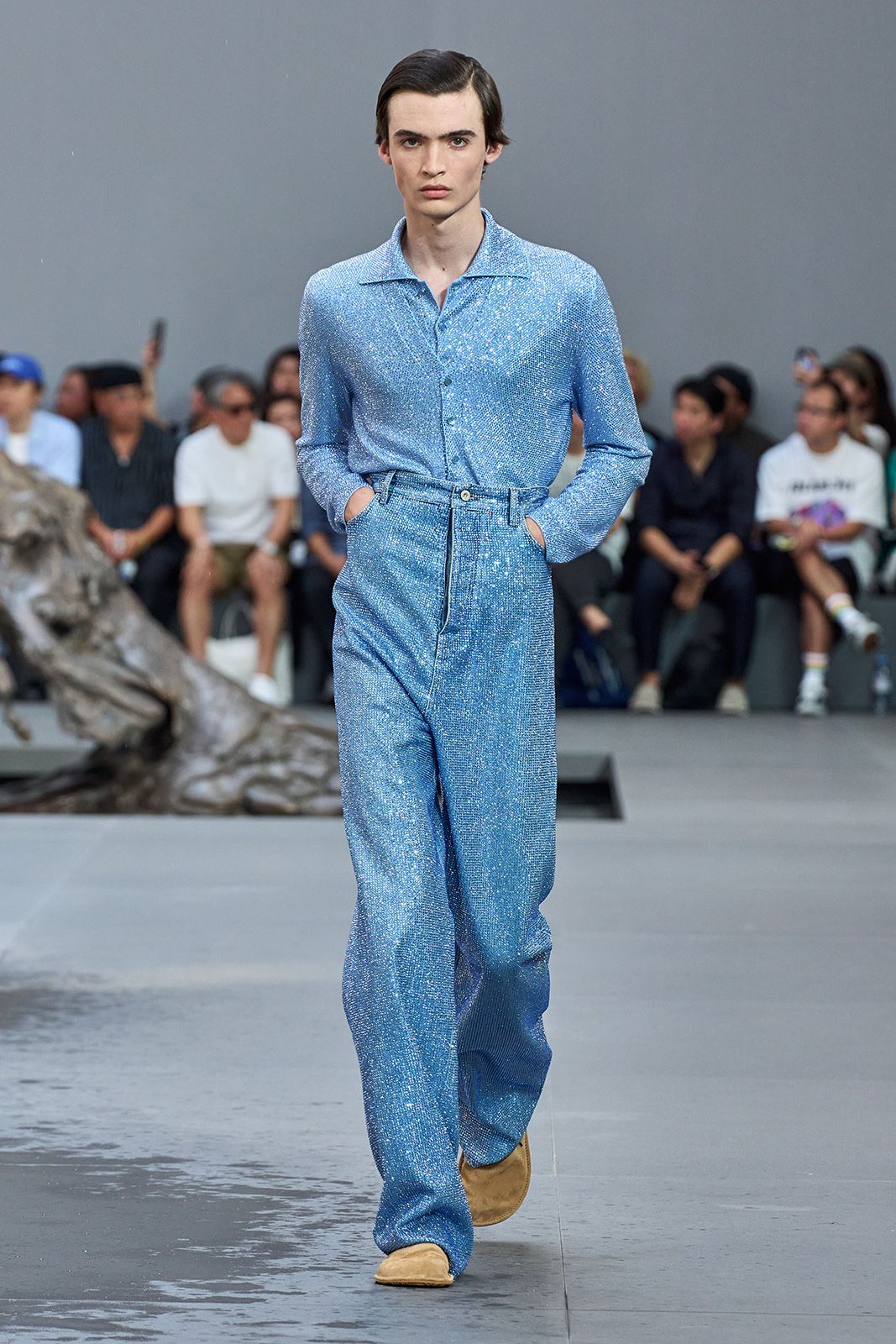 Loewe S S 2024 15.jpg