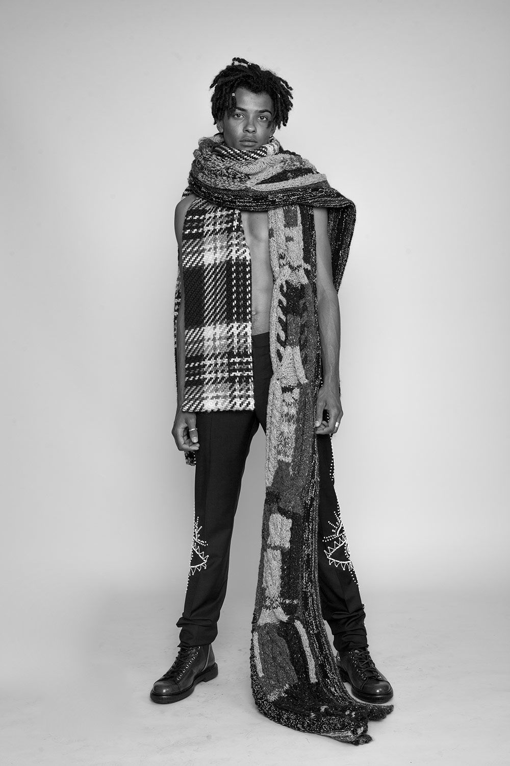 Sophie Mayanne Metalmagazine 13.jpg