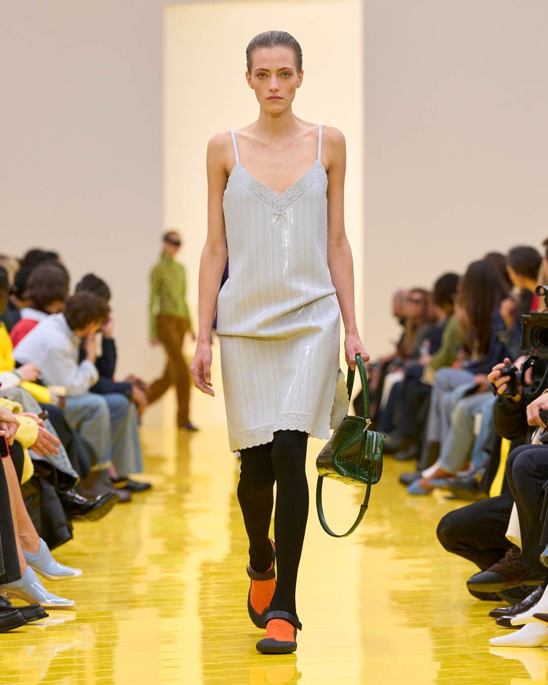 LOEWE_FAL-WINTER-26_38.jpg