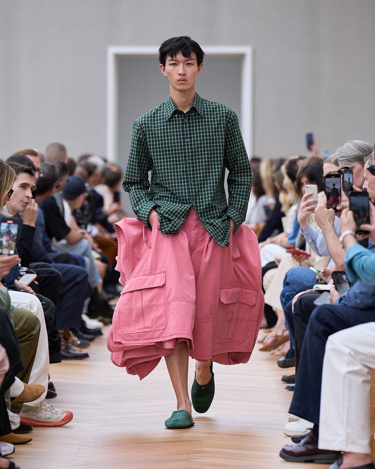 DIOR-SUMMER-2026-COLLECTION_VISUELS_LOOK-RUNWAY_21.jpg