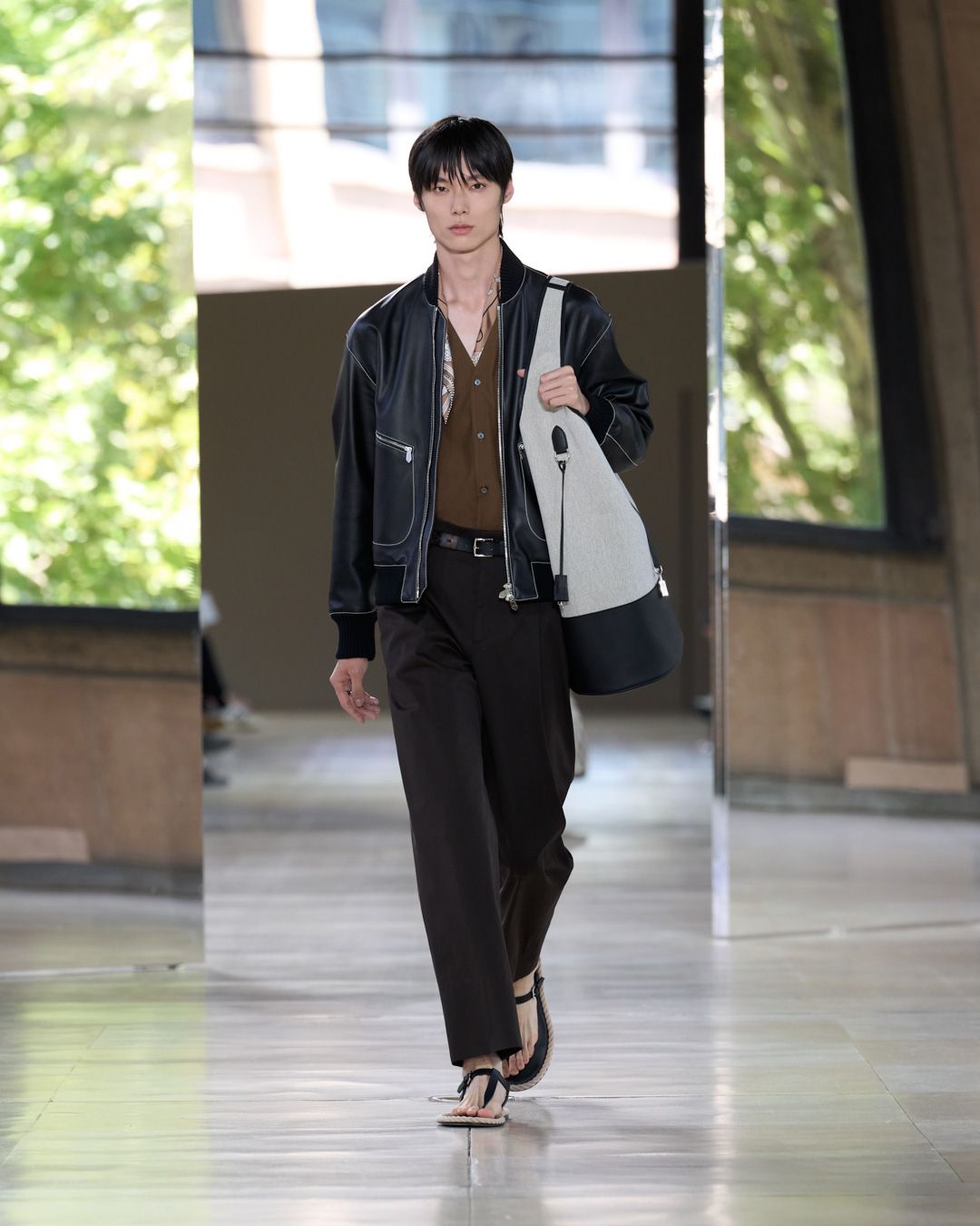 HERMES_MRTW_SHOW_SS26_RUNWAY_3.jpg