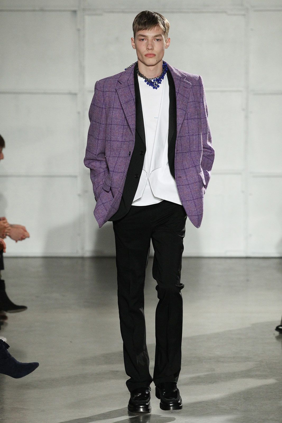 Raf Simons F W17 Metalmagazine 1.jpg