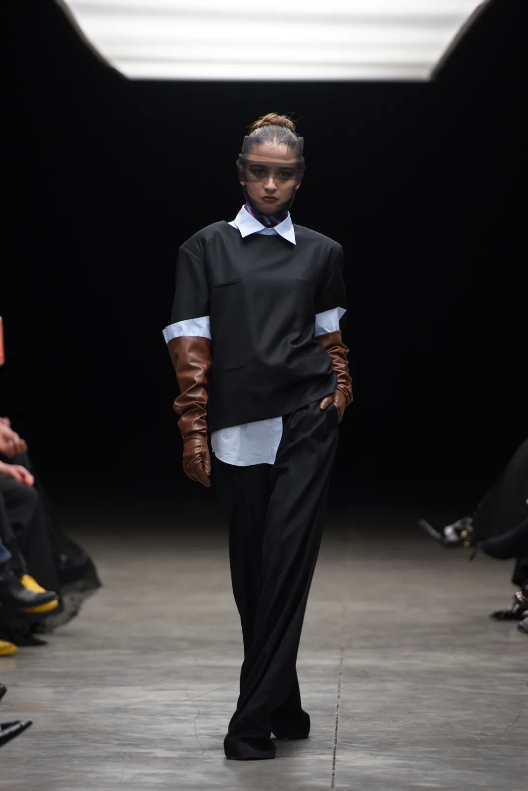 metal-mercedes-benz-fashion-week-tbilisi-04-materiel-x-gudu-02.webp