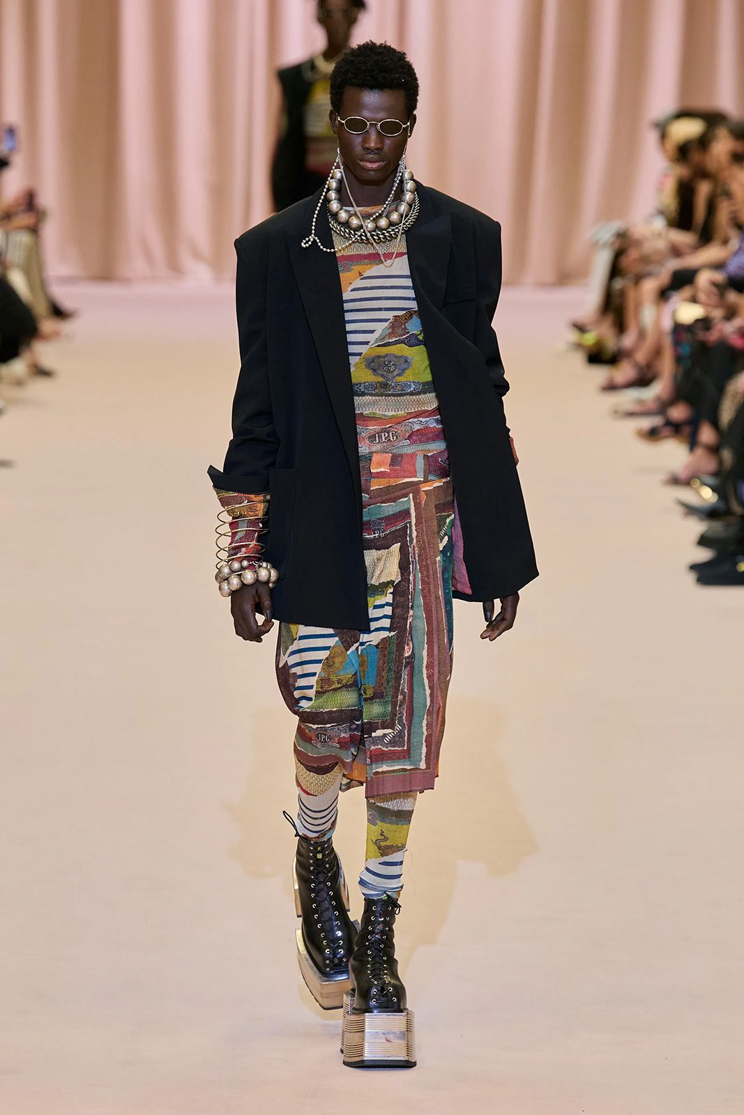 00013 Jean Paul Gaultier Fall 2022 Couture Credit Gorunway.jpg