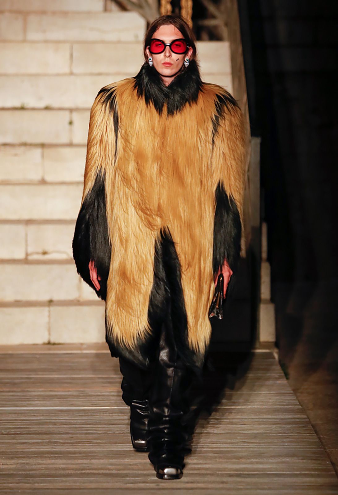 Gucci Resort 2023 8.jpg
