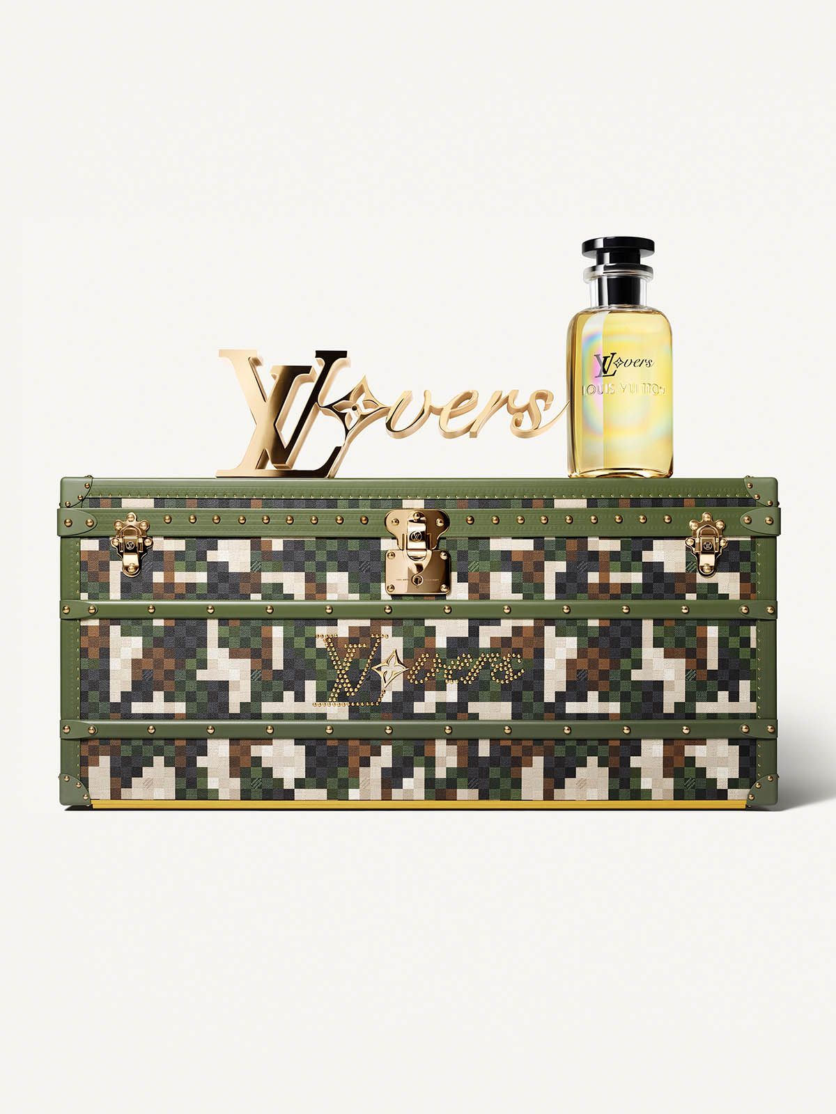 LVers_perfume_2.jpg