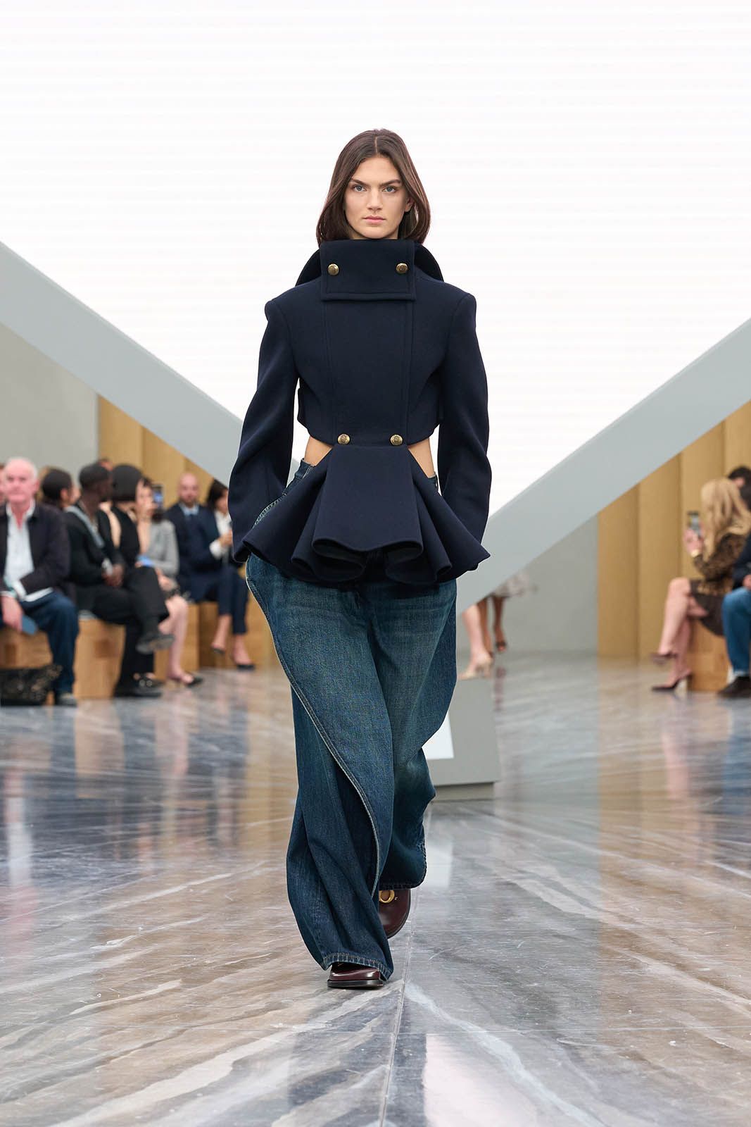 DIOR_W_RTW_SS26_2.jpg