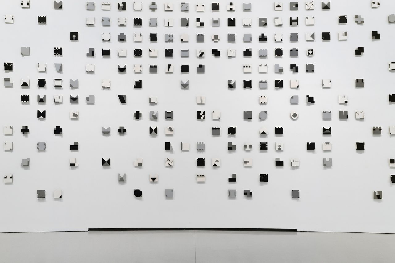 Minimal_exhibition_1.jpg