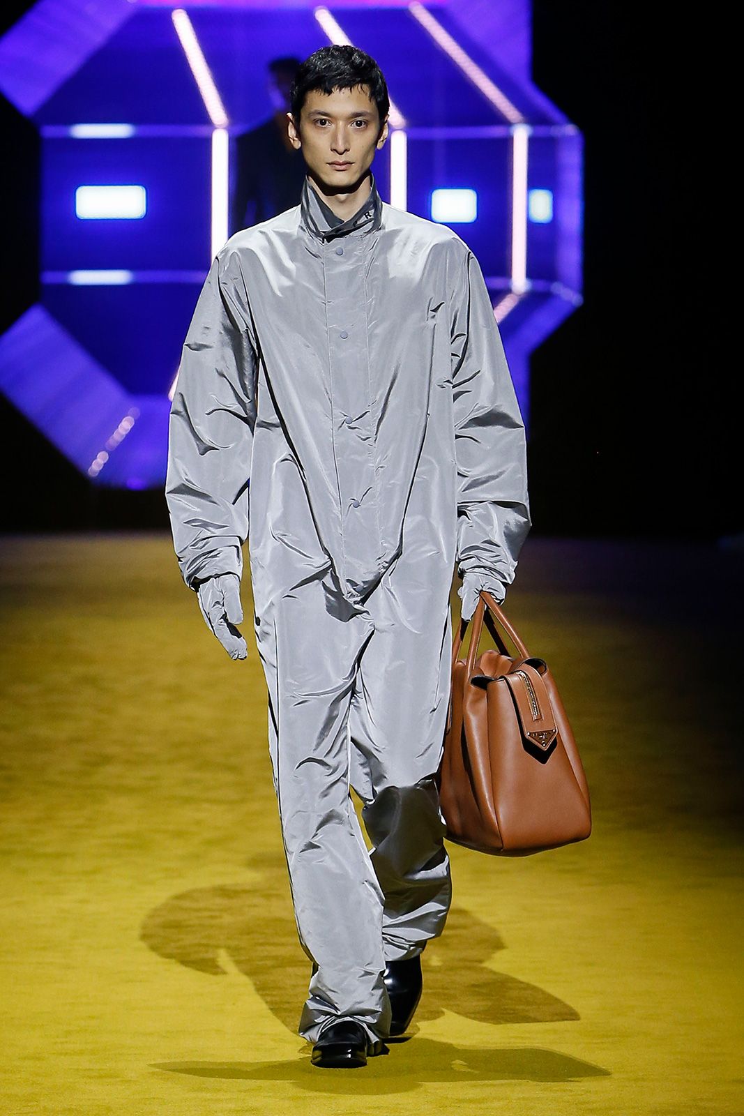 Prada Uomo F W22 Look14.jpg