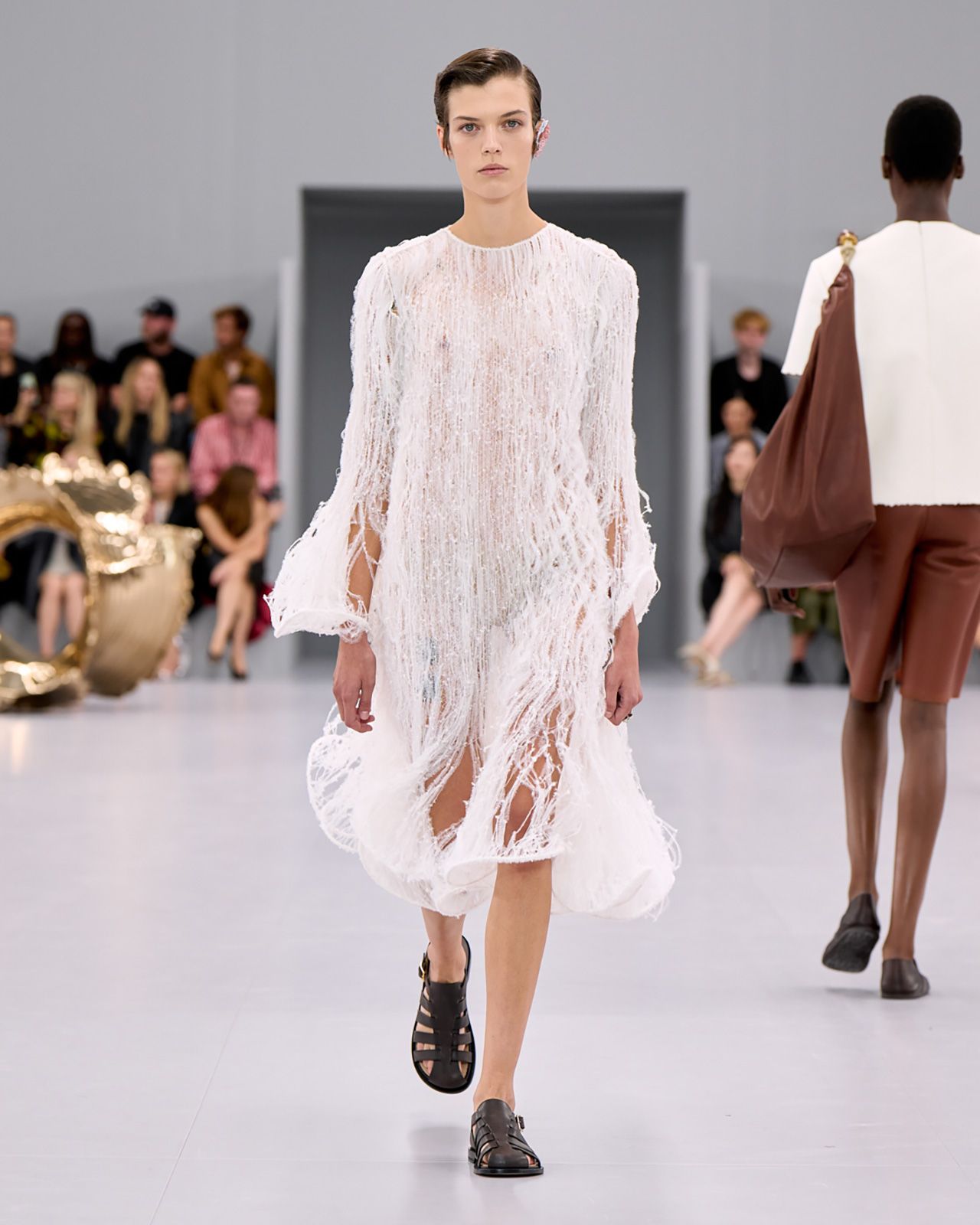 Loewe S S24 42.jpg