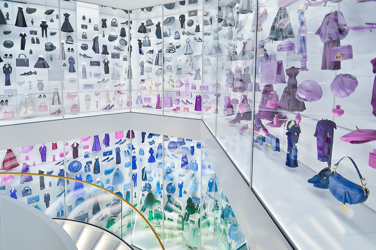 Metal Galerie Dior7.jpg