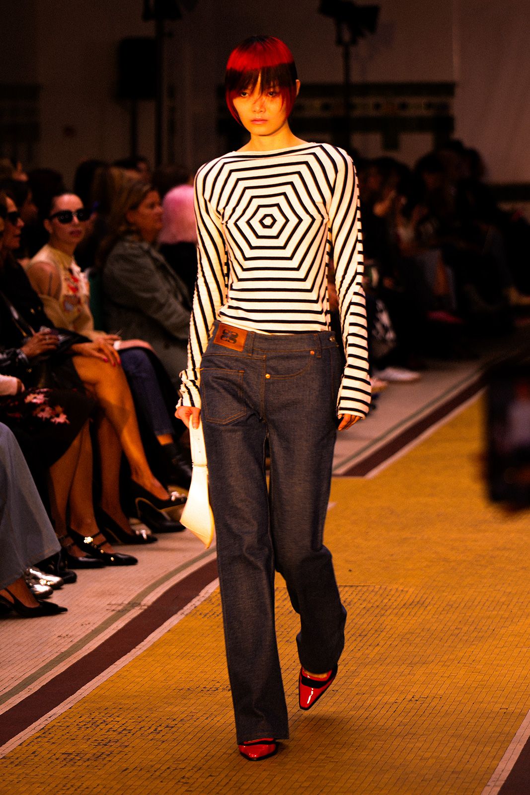 maitrepierre-ss25-show-15.jpg