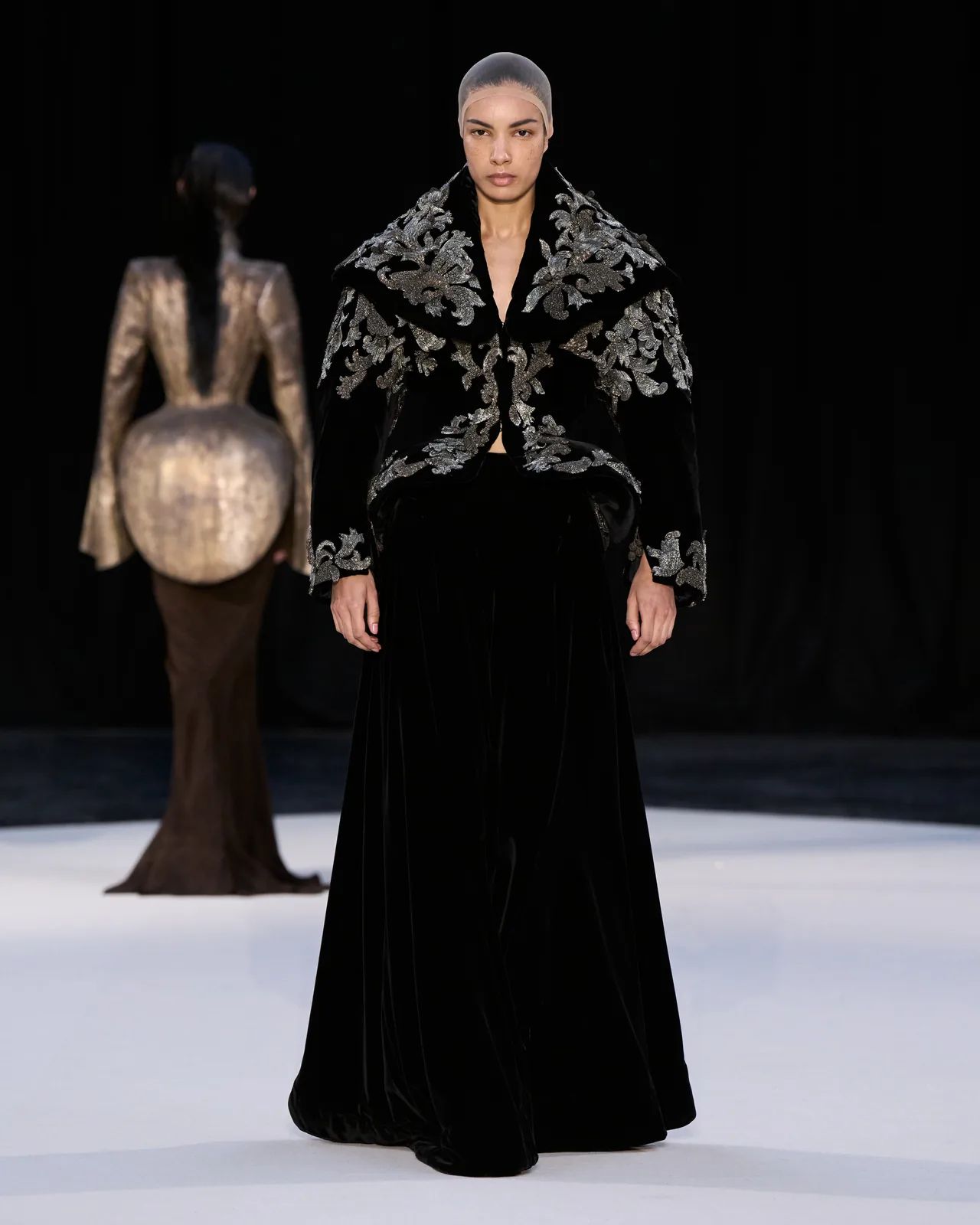 metal-ashi-studio-30.webp