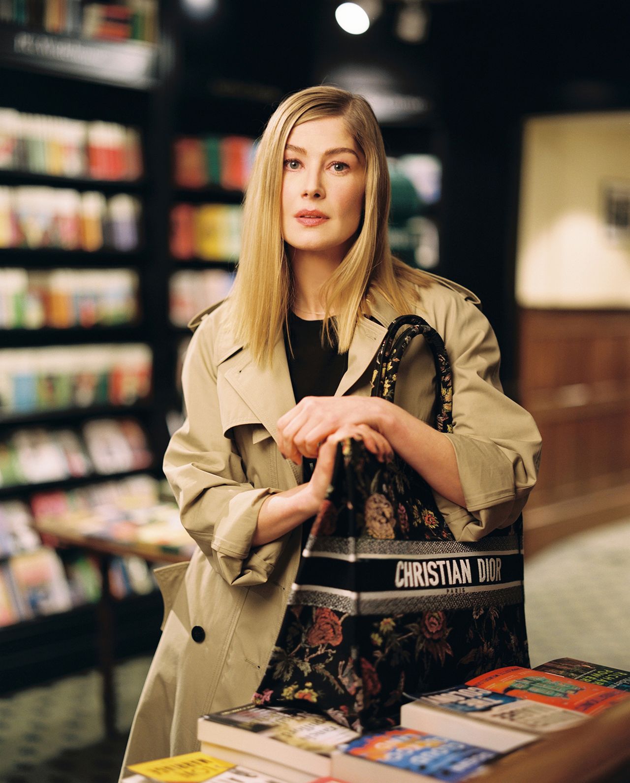 Dior Book Tote Club