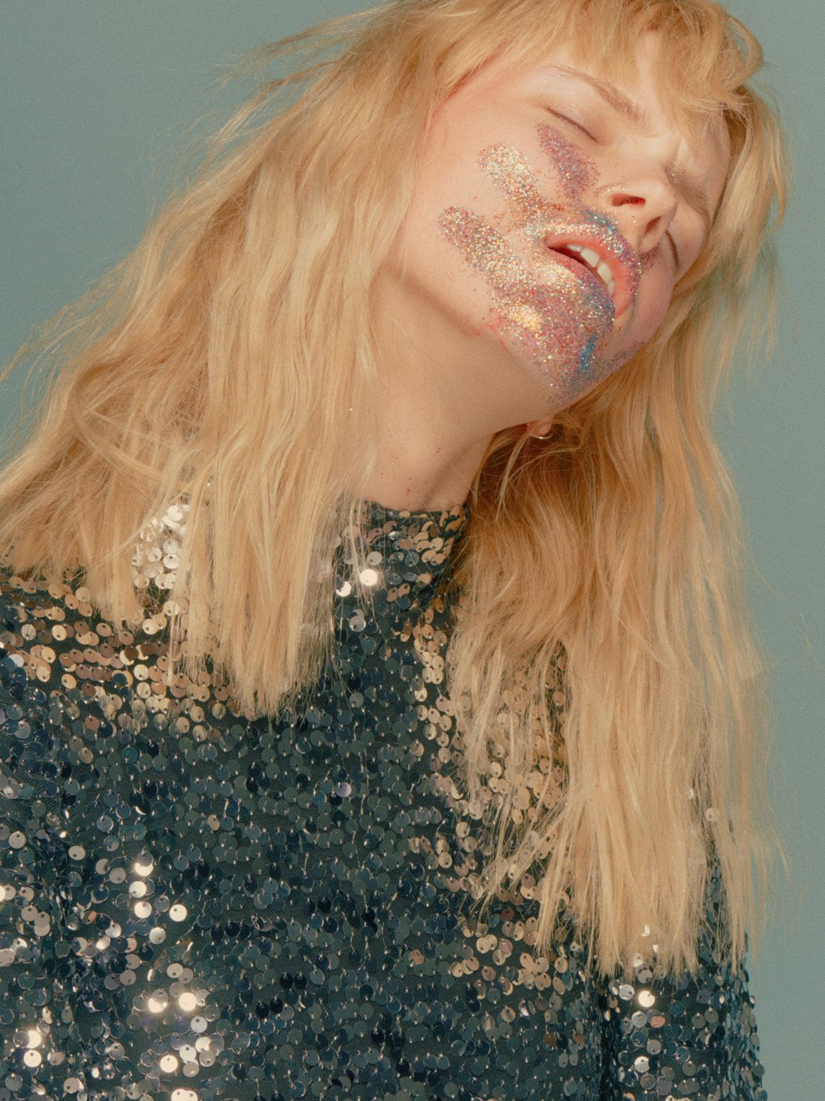 Willand Joan Metalmagazine 14.jpg