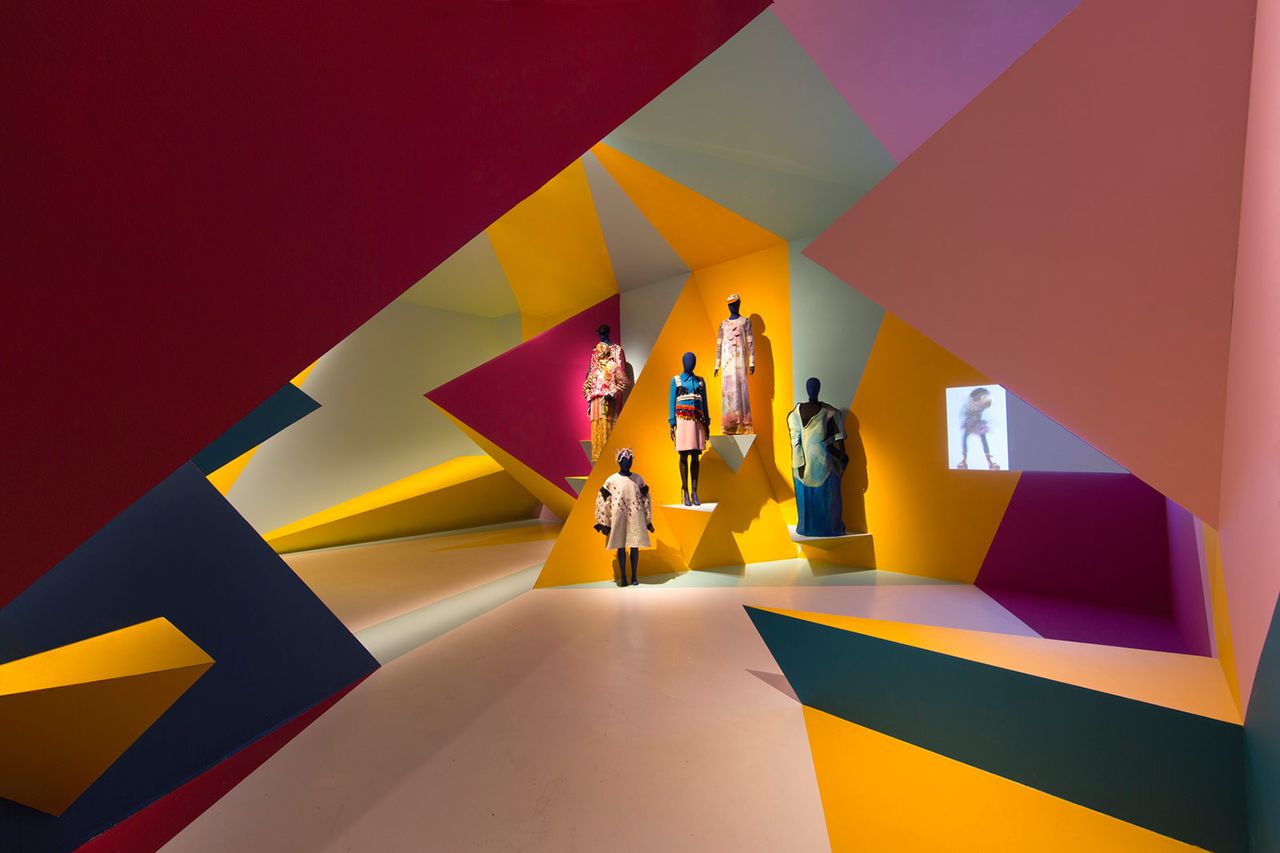 01 Utopian Bodies Craft and Colour Ktz Manon Kundig Manish Arora Prada Fiona O Neill Minju Kim Nick Knight Sho Wstudio Fantasia Special Commissioned Room by Orlando Campbell Photo Mattias Lindback.jpg
