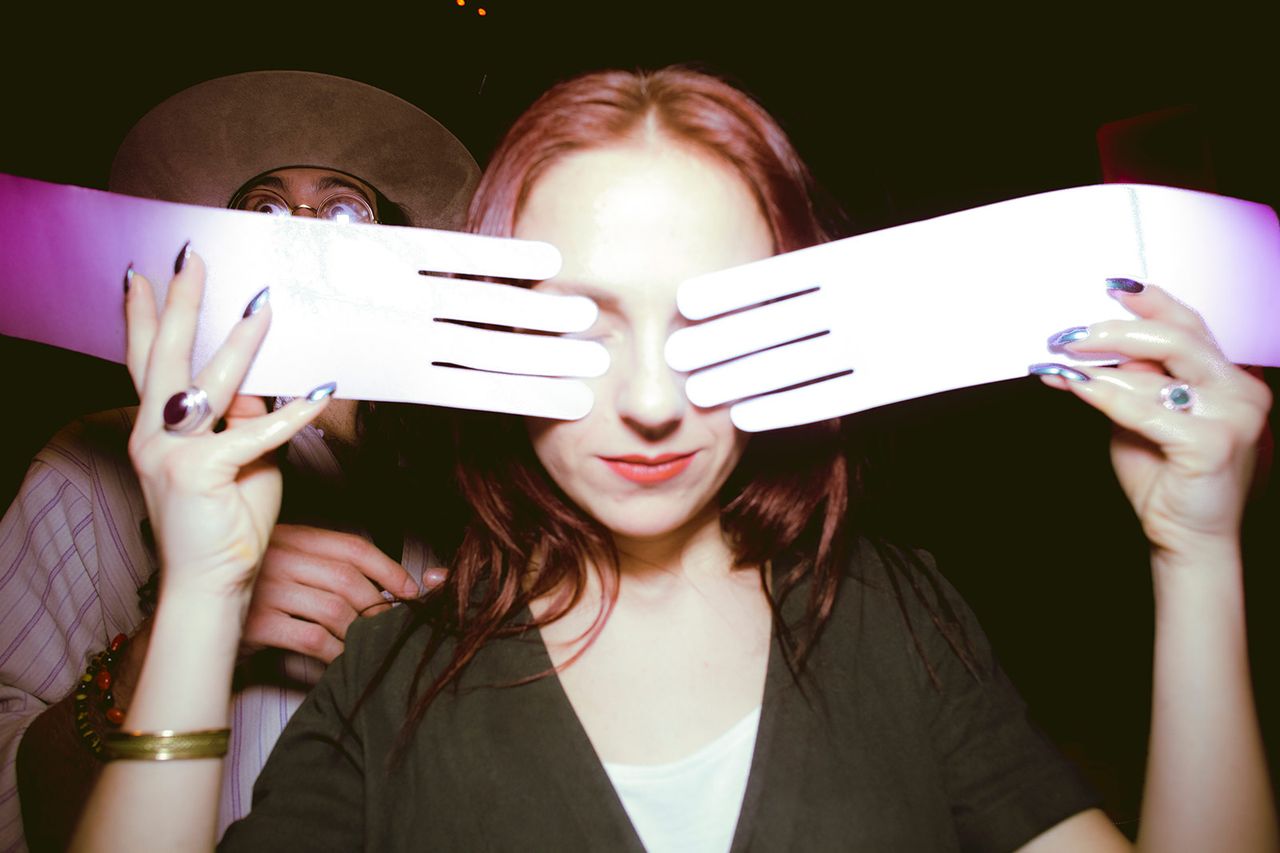 Glove Party Metalmagazine 8.jpg
