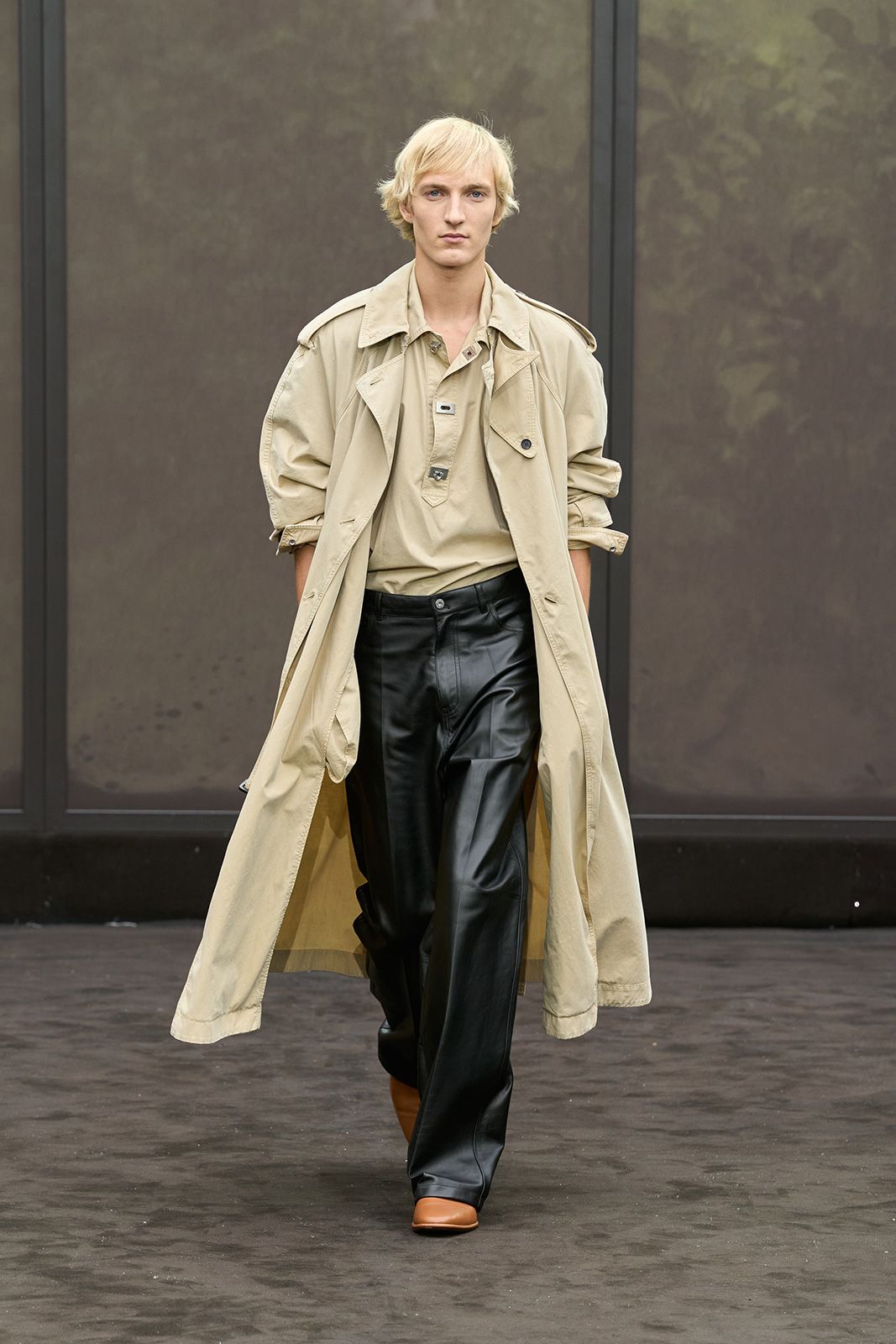 SF_SS26_SHOW_RUNWAY_31.jpg