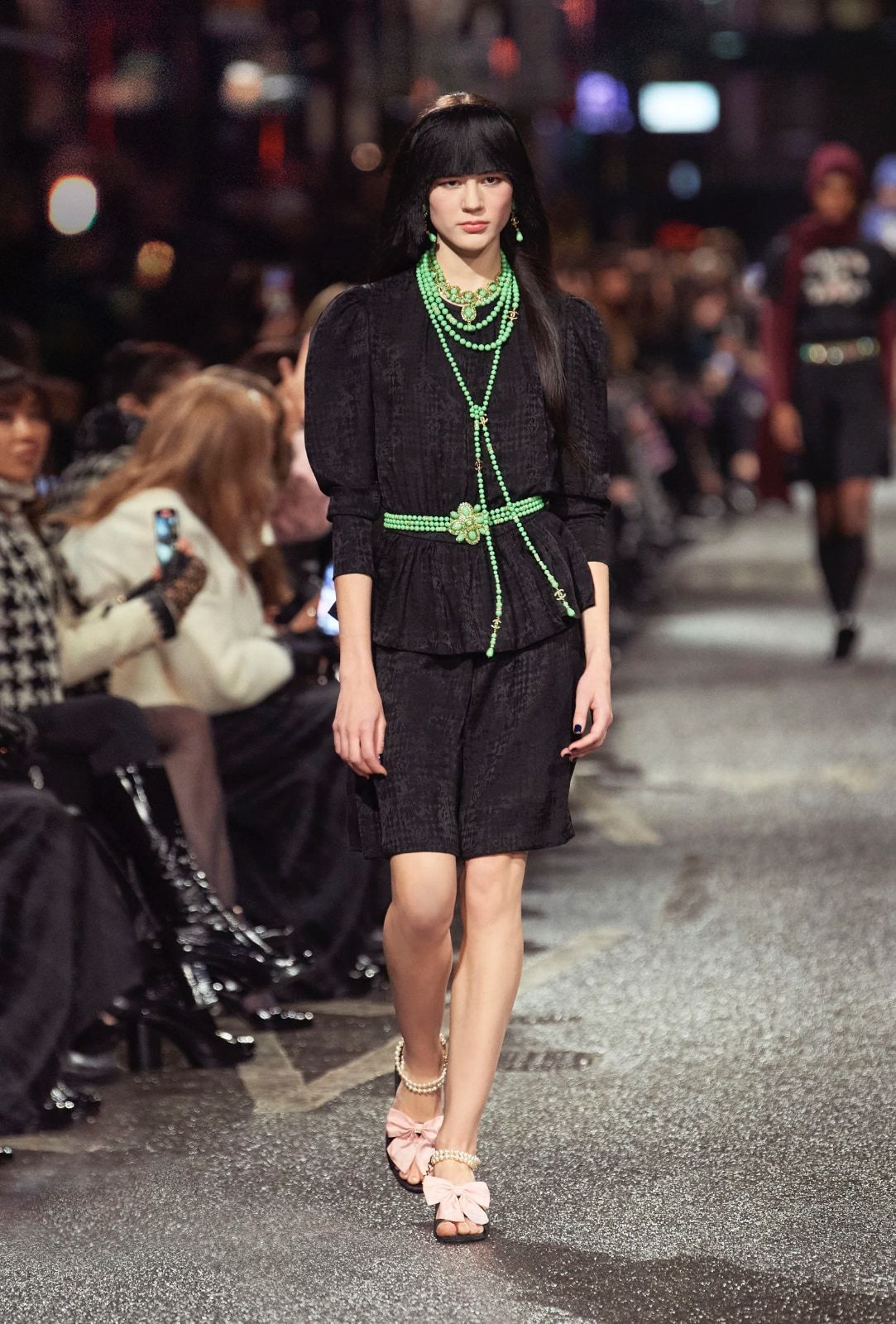 Chanel Metiers D Art 2024 24.jpg