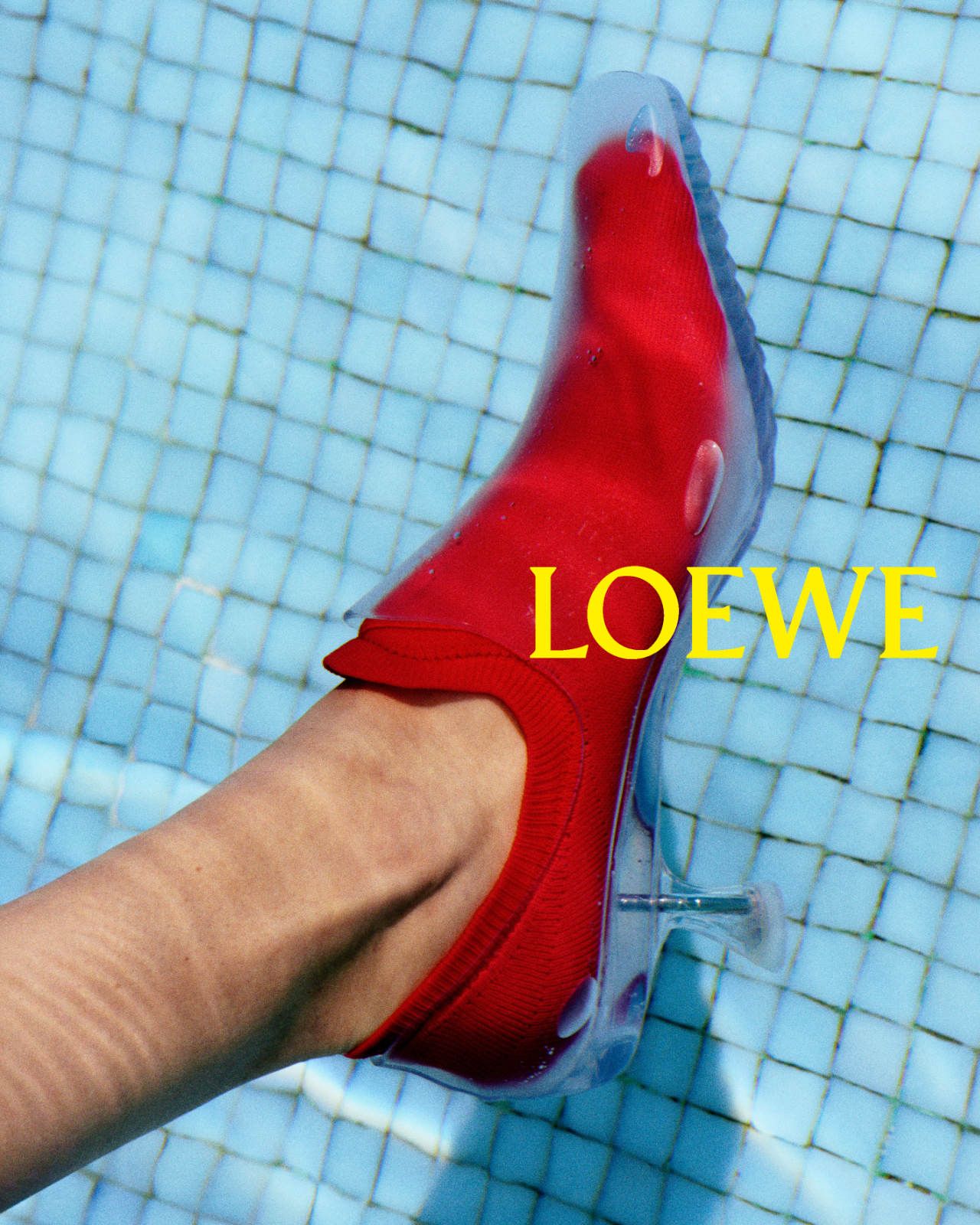 LOEWE SS26 CAMPAIGN STILL LIFE 3.jpg