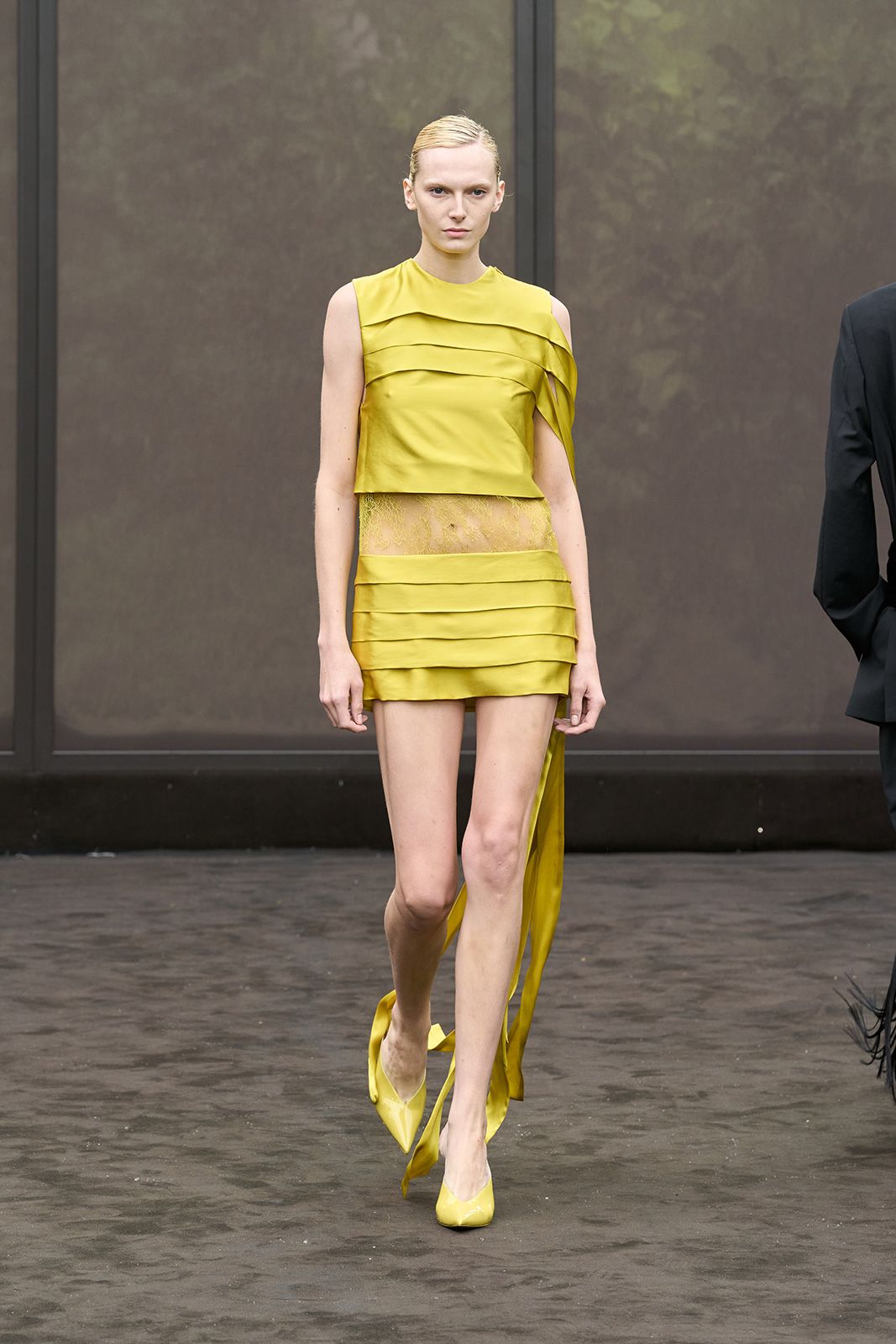 SF_SS26_SHOW_RUNWAY_7.jpg
