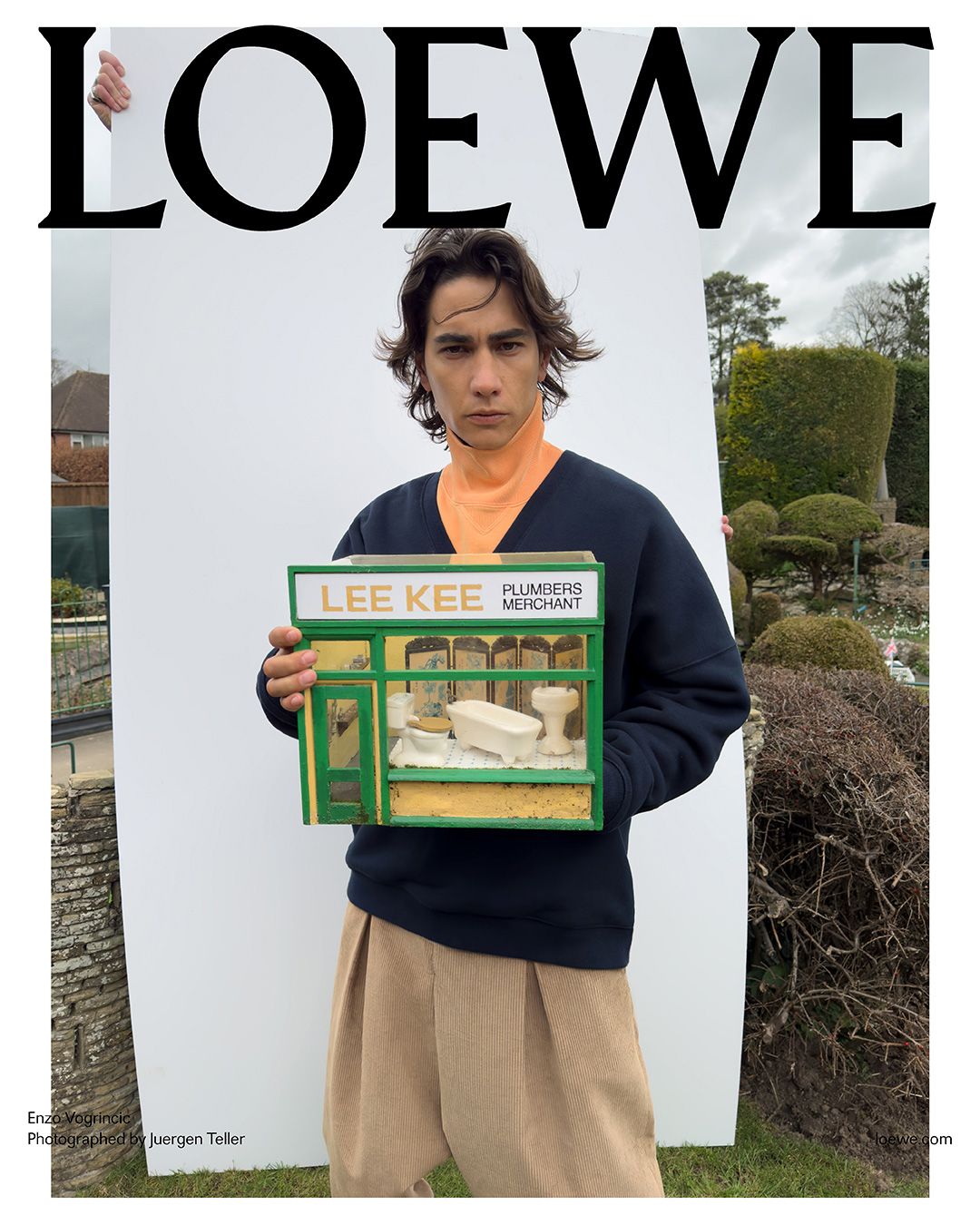 LOEWE_FW24_9.jpg