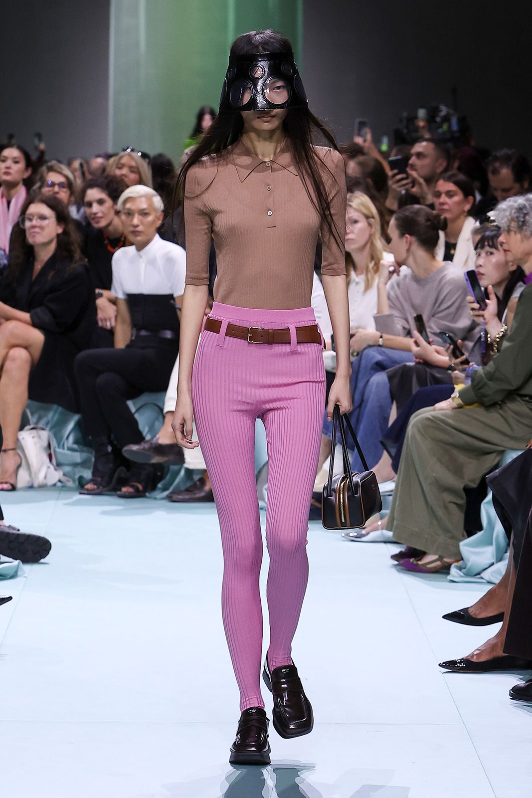 Prada-Donna-SS25_04.jpg