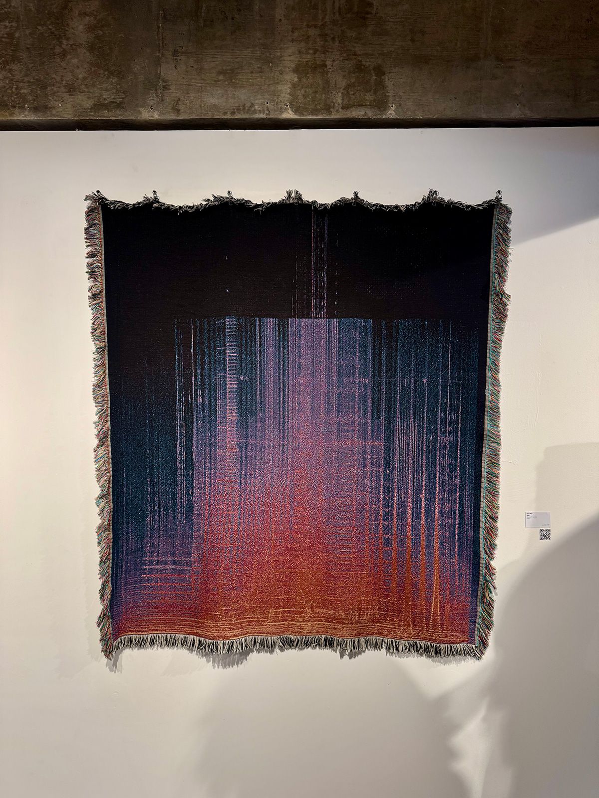 The-photo-of-tapestry-Rau-in-the-Emanuel-von-Baeyer-gallery-in-London.jpg