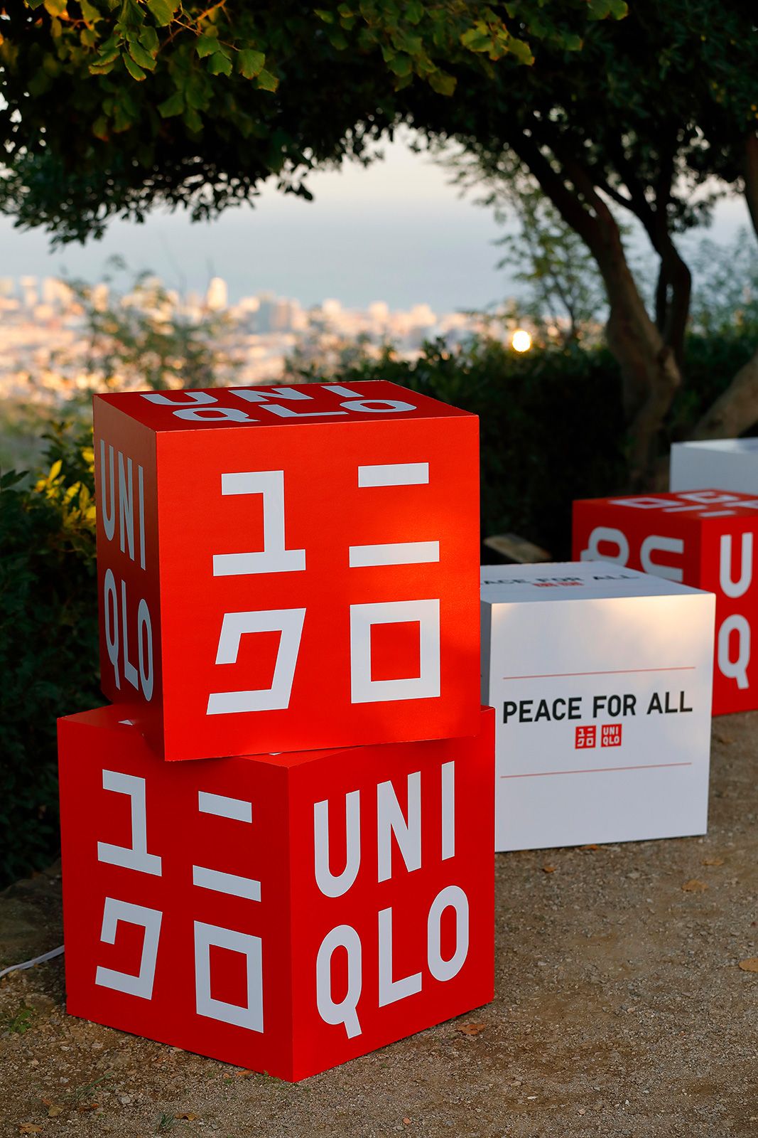 Uniqlo x Peace for All_9.jpg