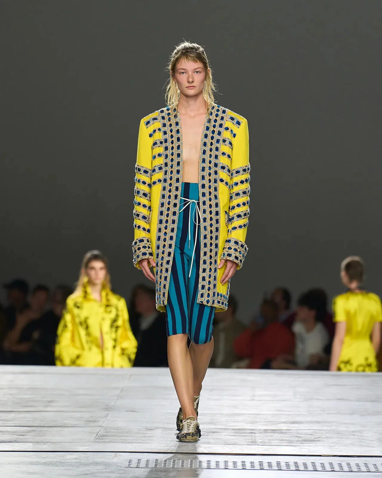 metal-dries-van-noten-01.webp