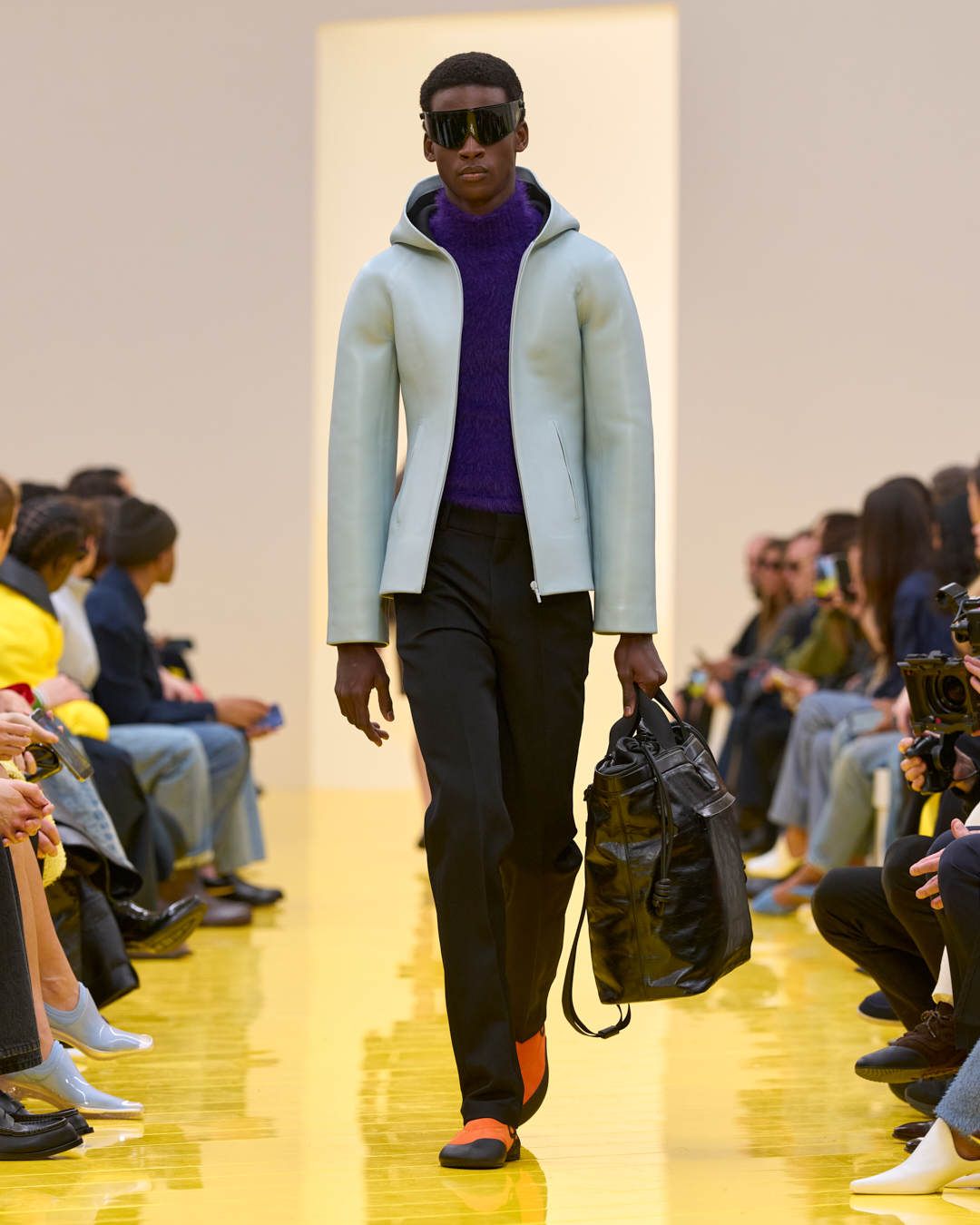 LOEWE_FAL-WINTER-26_24.jpg