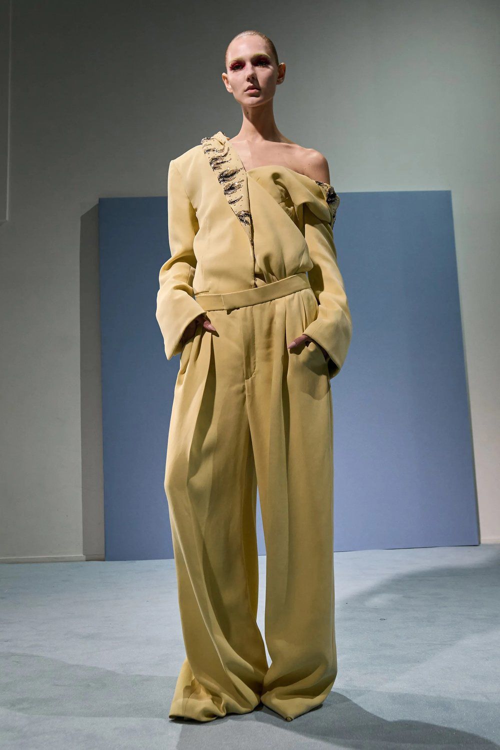 Jean Paul Gaultier Spring 2023 Couture Gorunway 16.jpg