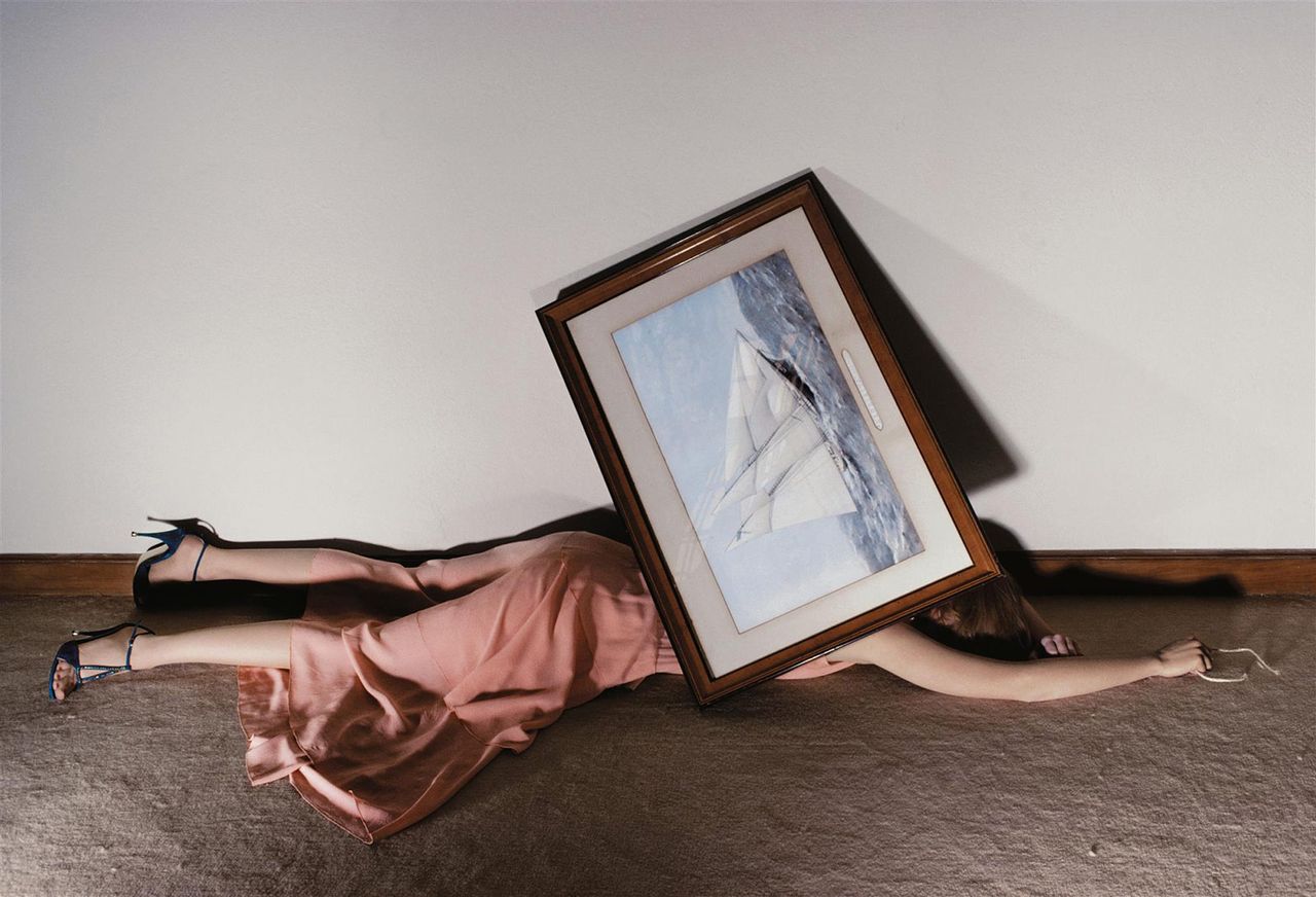 Charles Jourdan Adcampaign Guy Bourdin.jpg