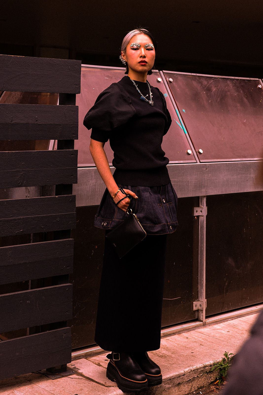 w-pfw-ss025-streetstyle-114.jpg