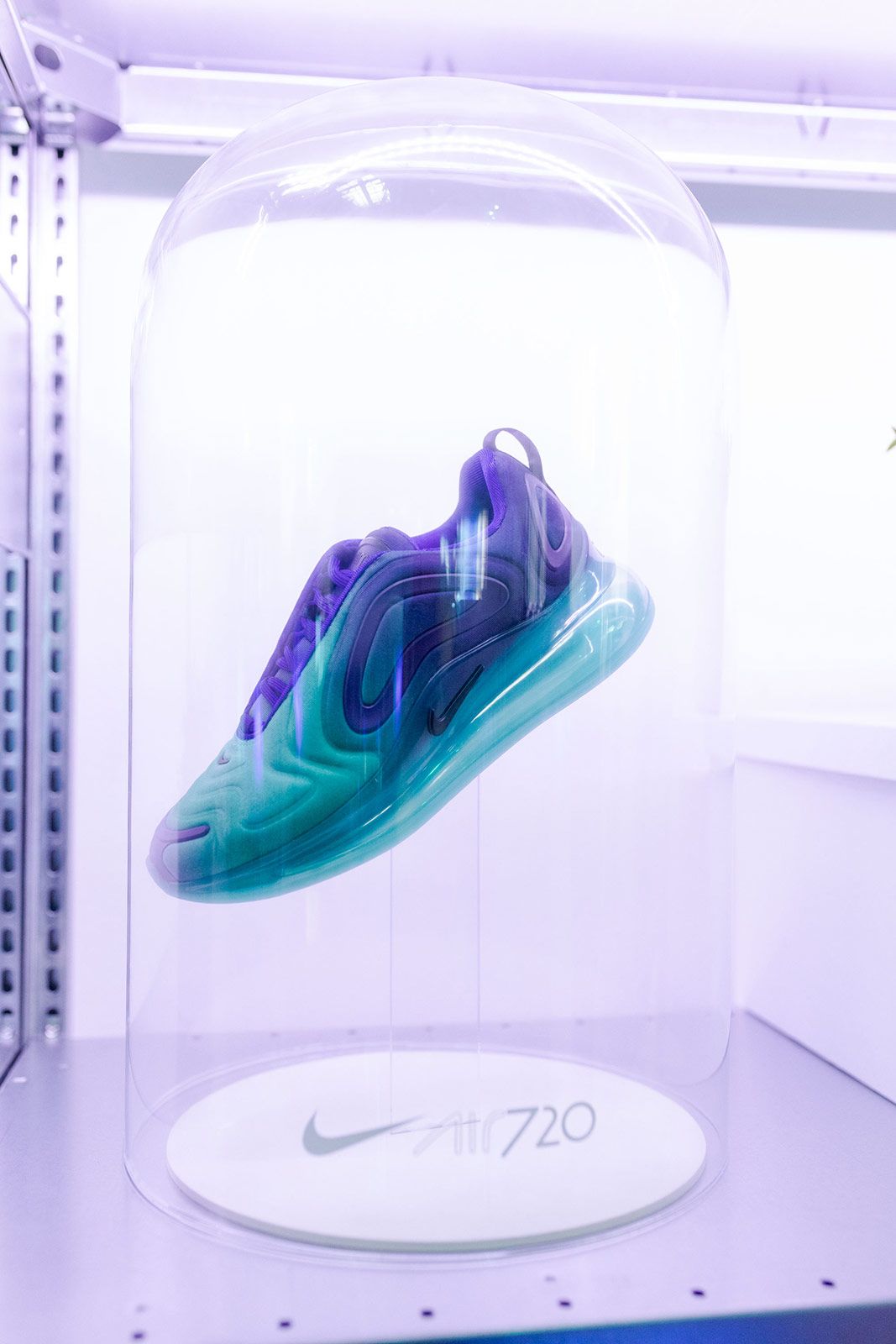Airmax720 6.jpg