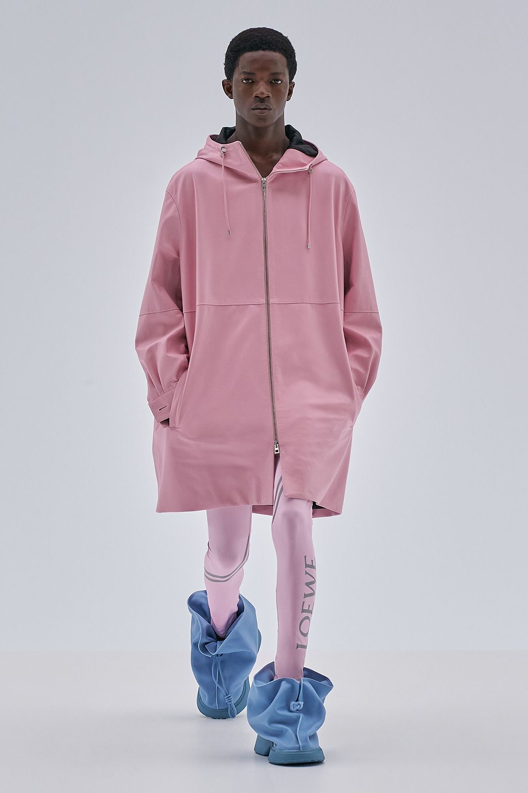 Loewe S S23 Mens Show Runway Look 58 Front Rgb Cropped 2x3 58.jpg