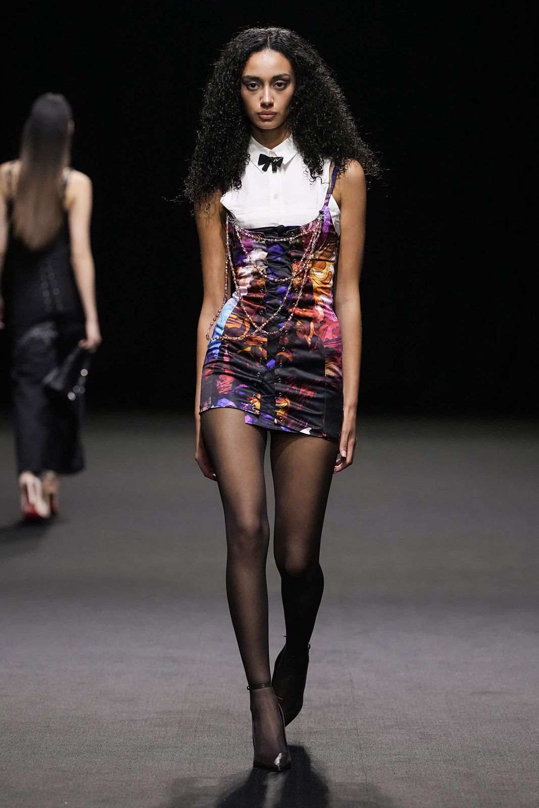 WEINSANTO_DUBAI-FASHION-WEEK_AW25-26_004.jpg
