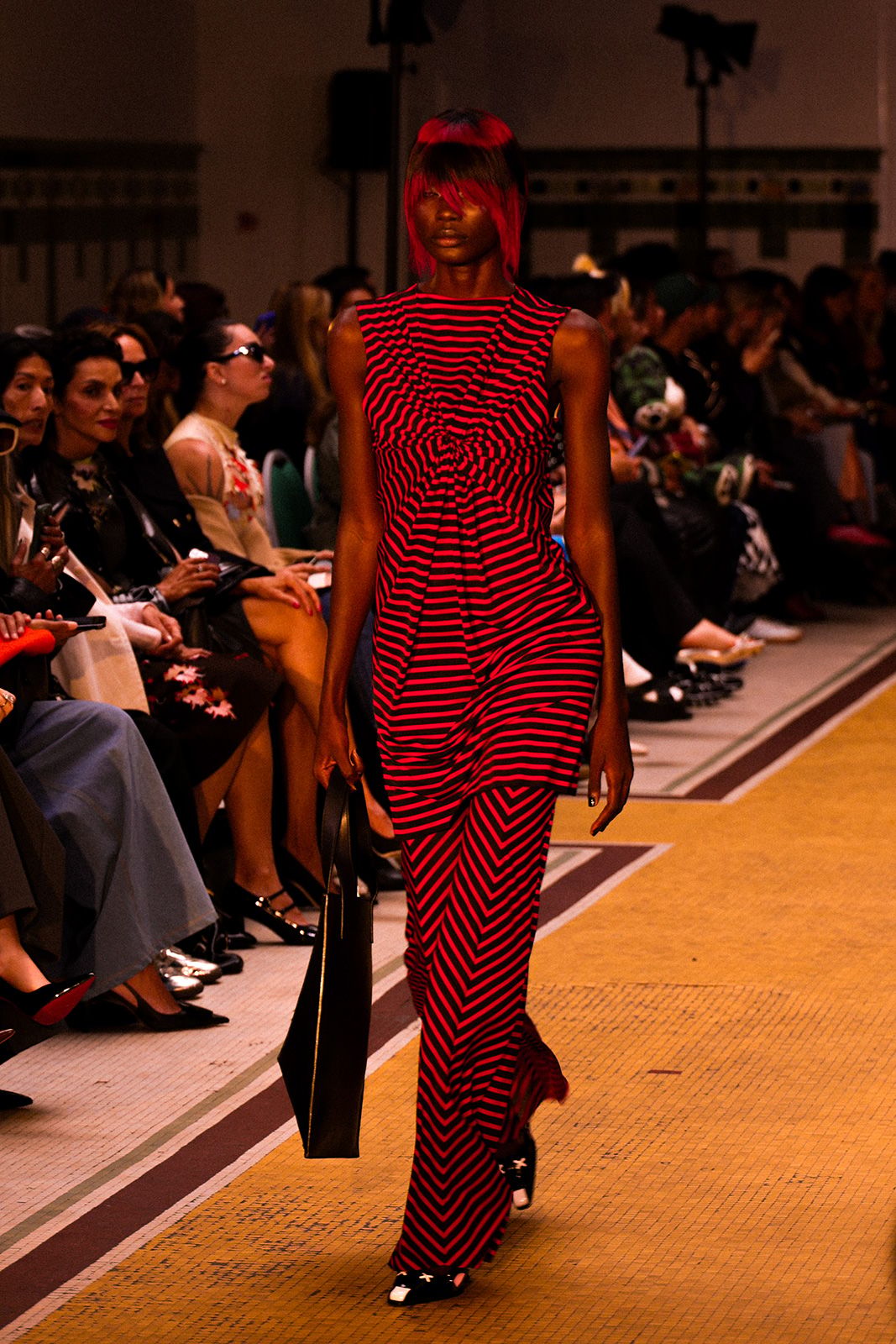 maitrepierre-ss25-show-17.jpg
