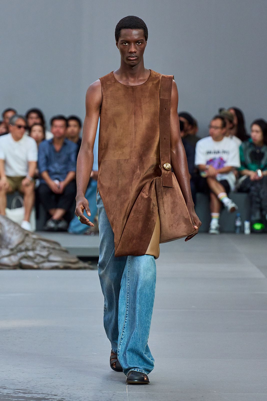 Loewe S S 2024 30.jpg