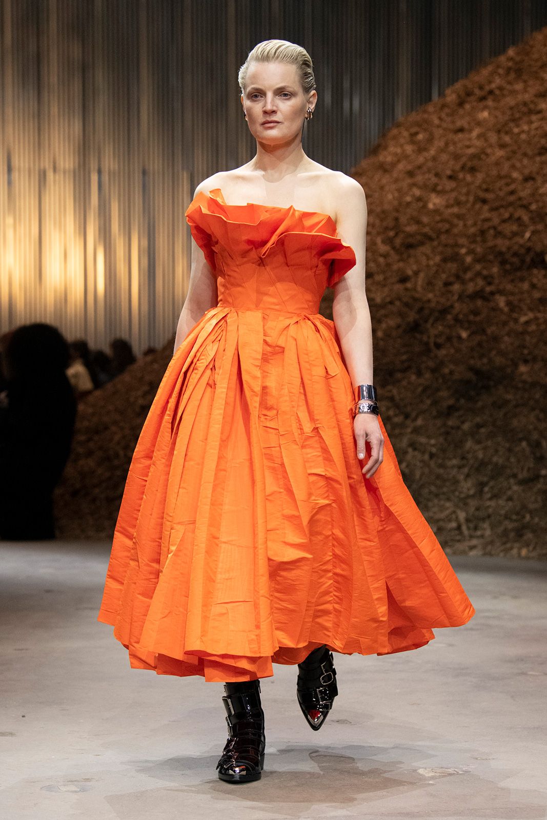 Alexander Mc Queen Fw 2022 Metalmagazine 23.jpg