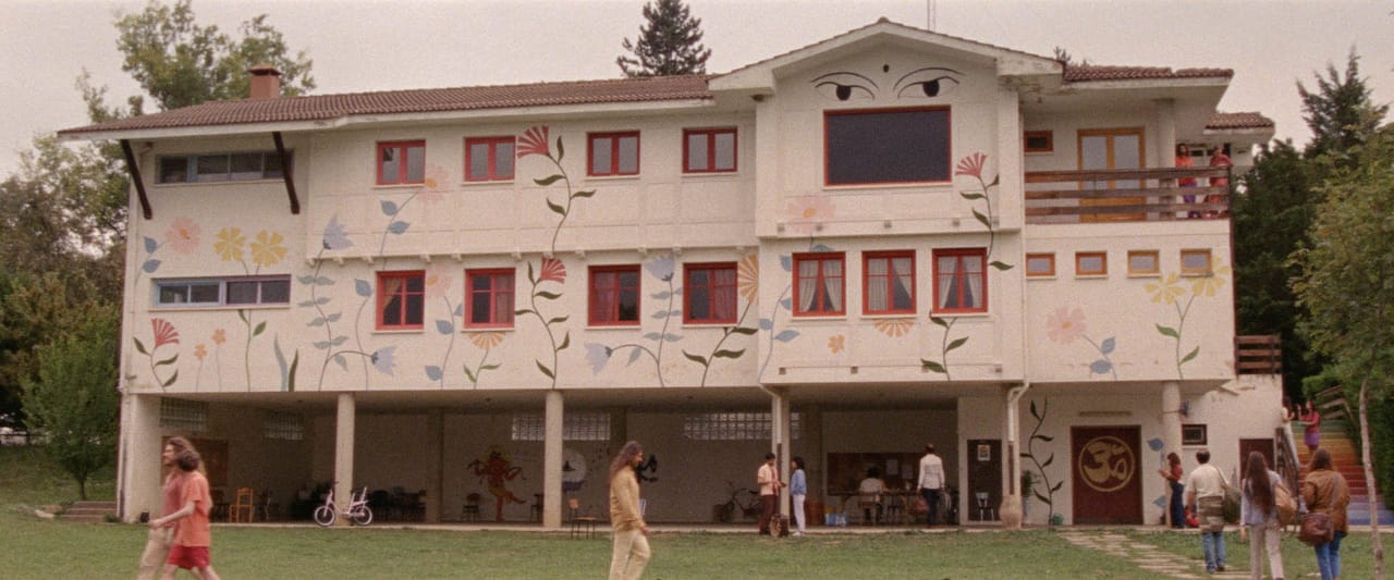 AroBerria_Elastica_Still_03.jpg