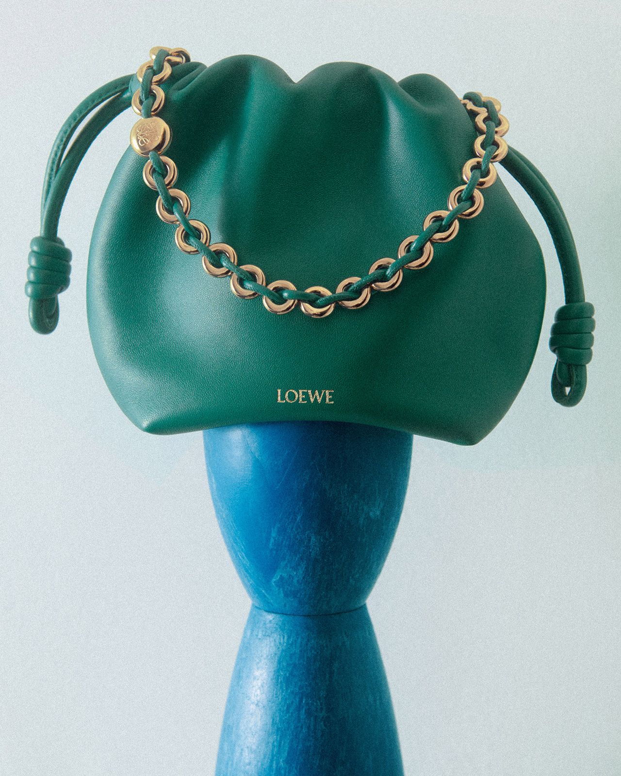 LoeweFlamencoPurse_6.jpg