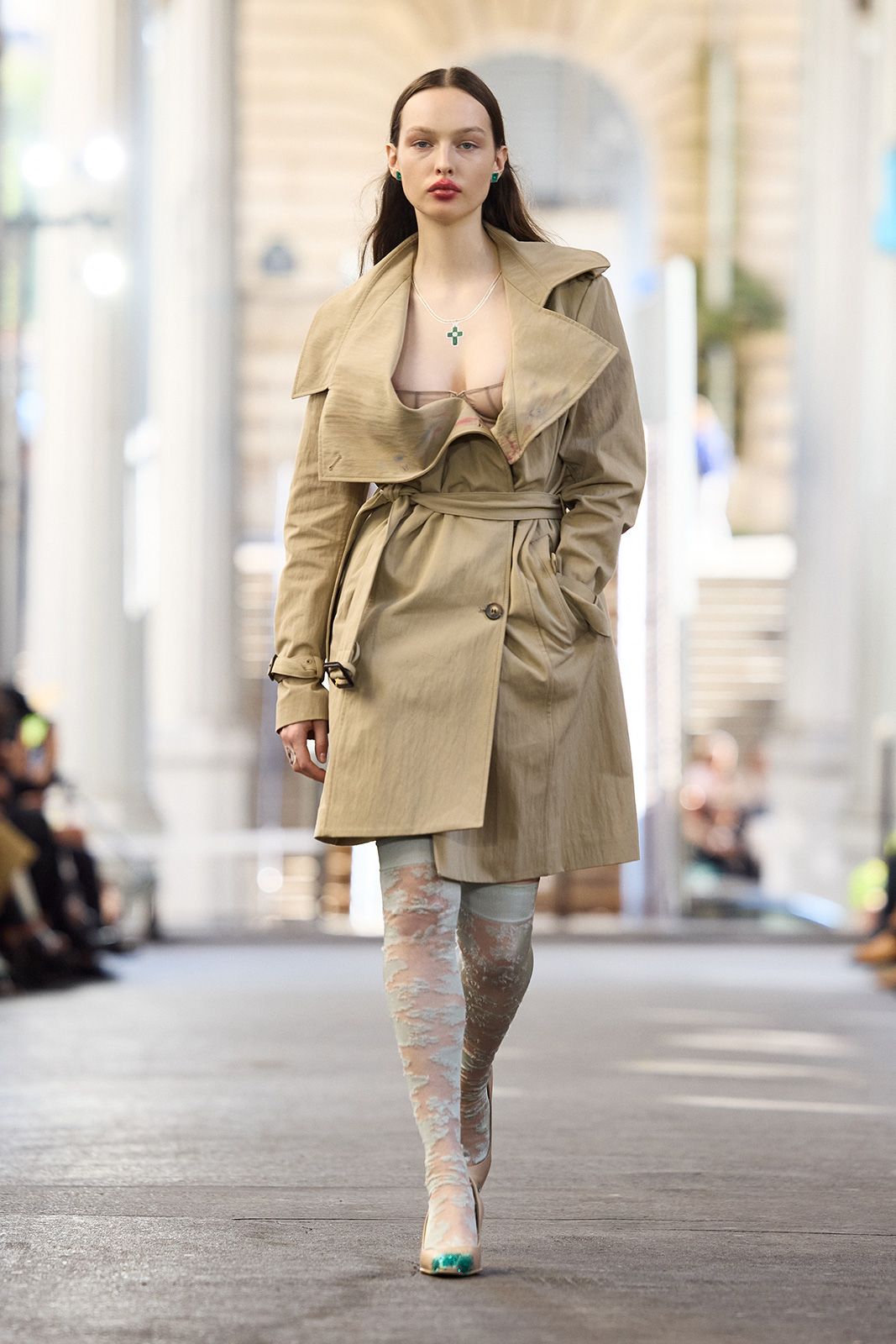 Julie-Kegels_ss26_runway_press_look18.jpg