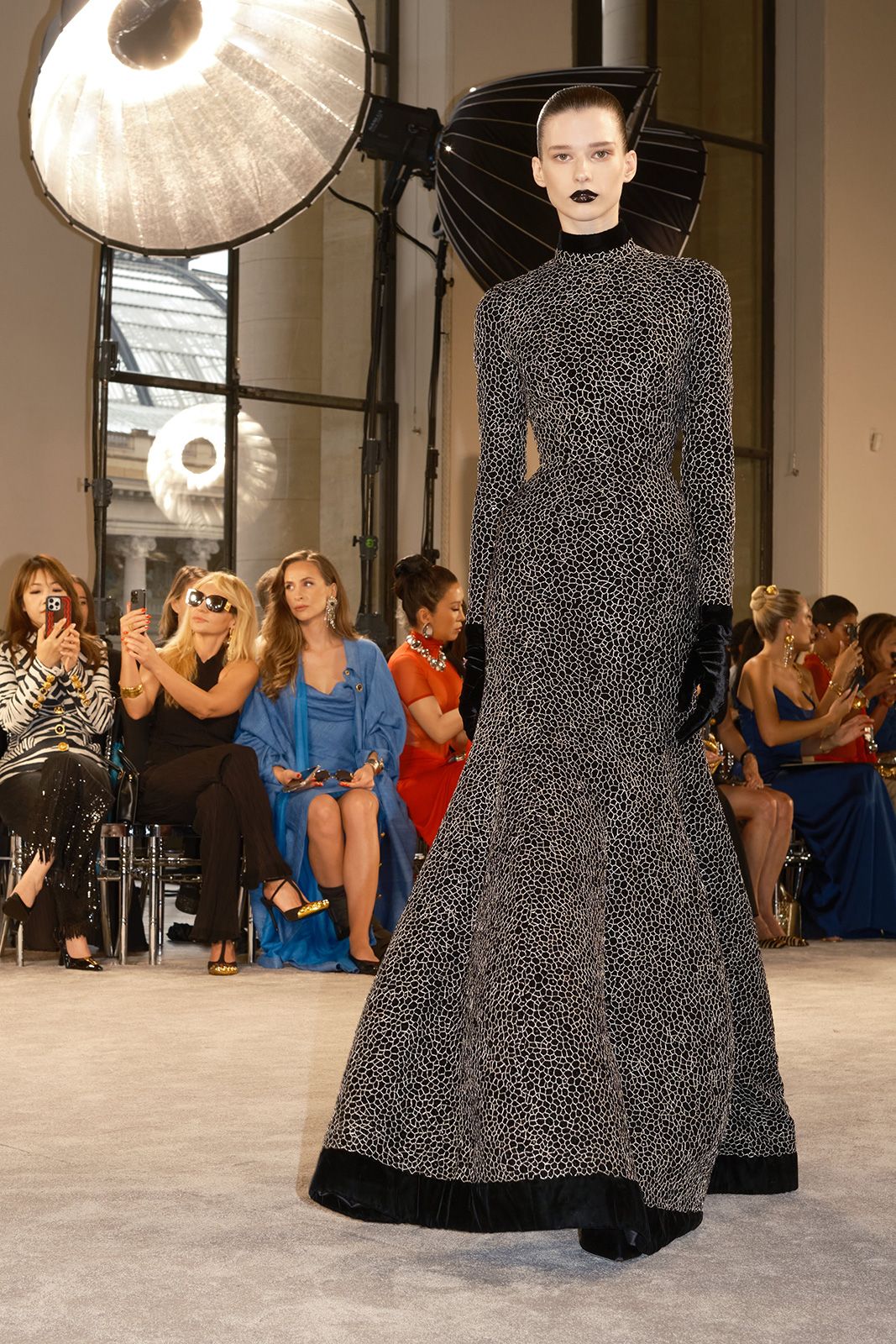 SCHIAPARELLI_HC_FW2526_6.jpg