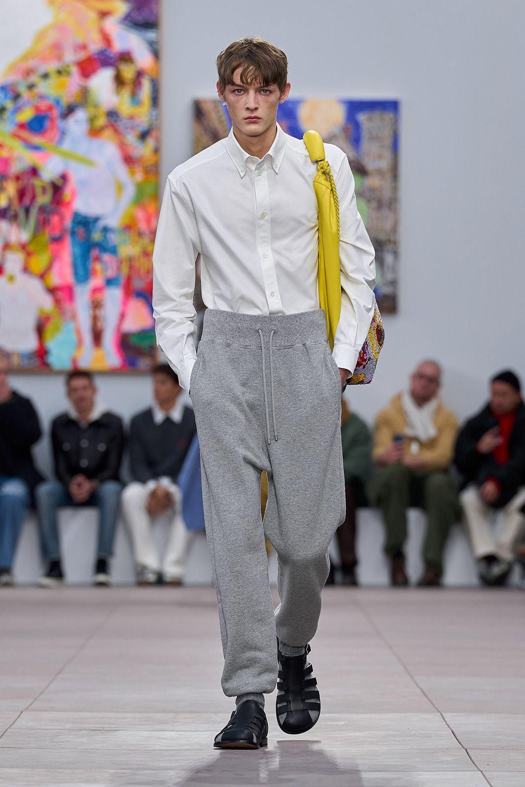 LOEWE_FW24_MW_SHOW_34.jpg